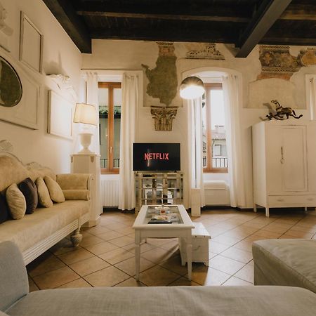 Piazza Erbe Luxury Apartment Verona Exterior photo